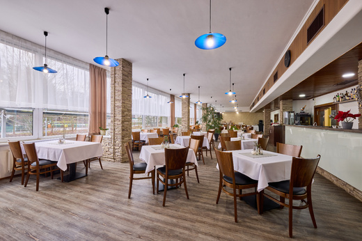 Restaurace